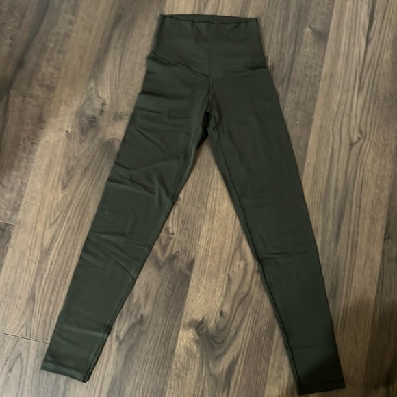 Aerie Real Me Leggings 7/8 length - Picture 2 of 3